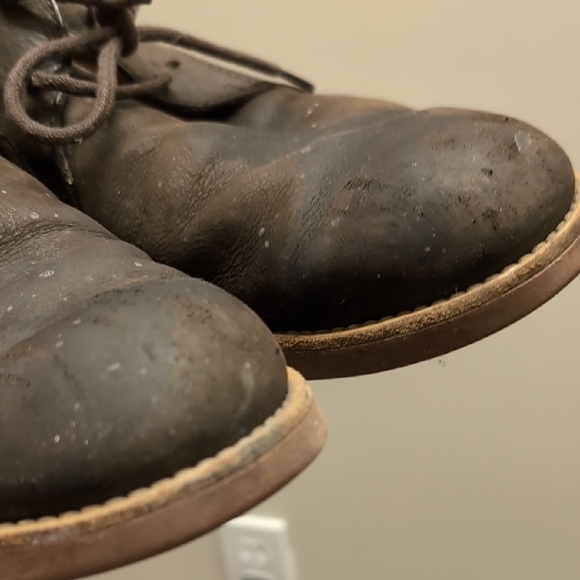 Tod's Men's Dark Brown Chukka Boots - Picture 3 of 9